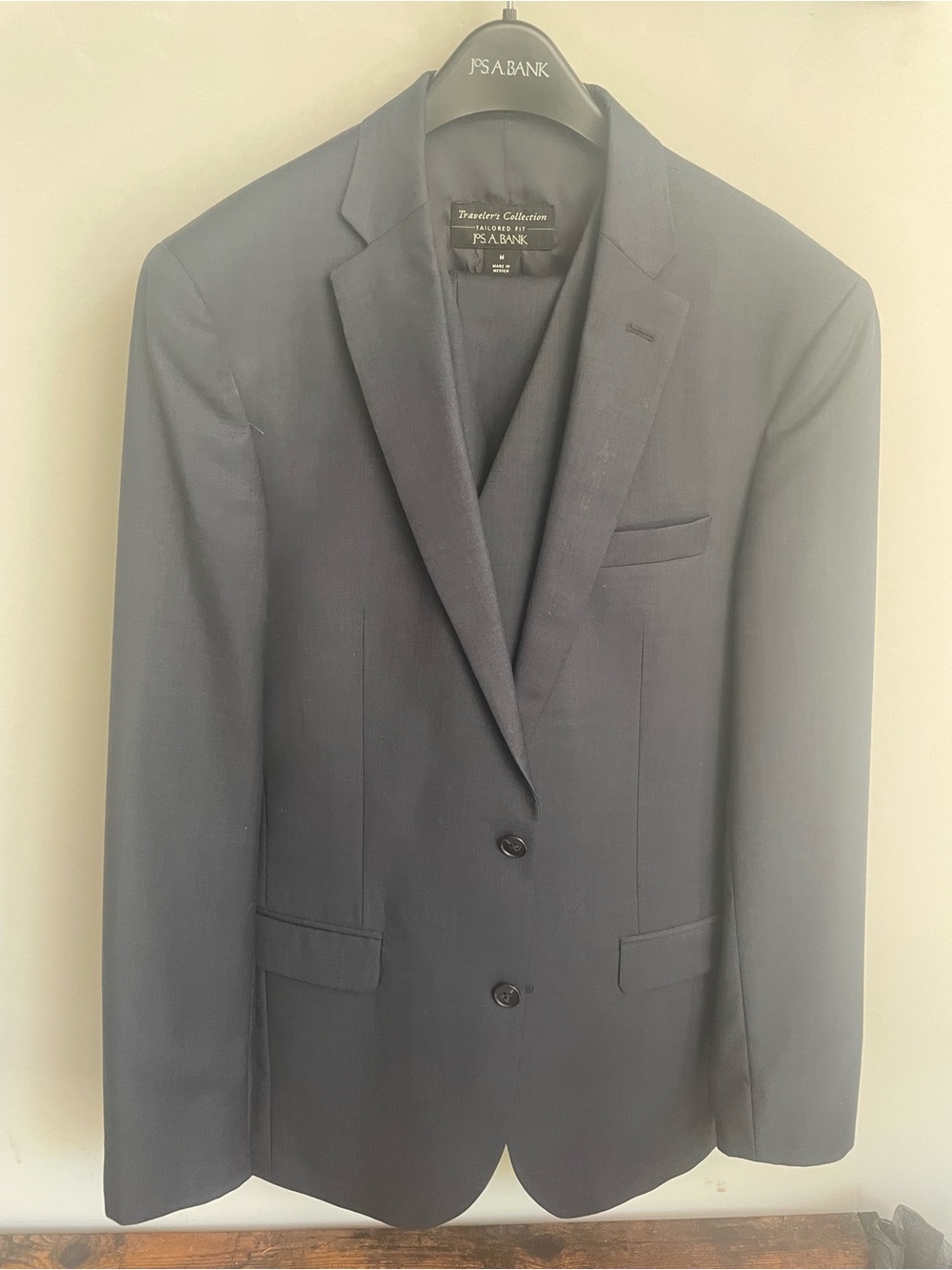Jos. A. Bank 3-piece Men's Navy Two-Button Suit Jacket with Notch Lapel